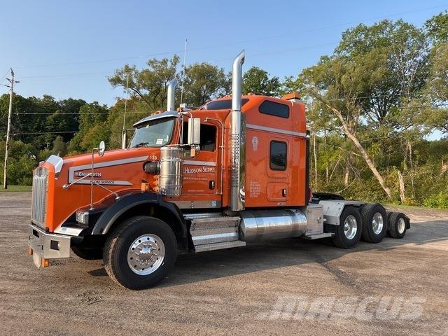 Kenworth T800 Conventional Trucks / Tractor Trucks