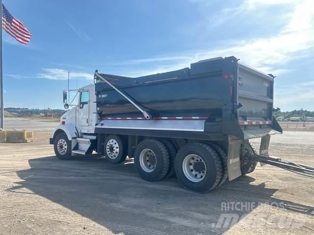 Kenworth T800B Other Trucks