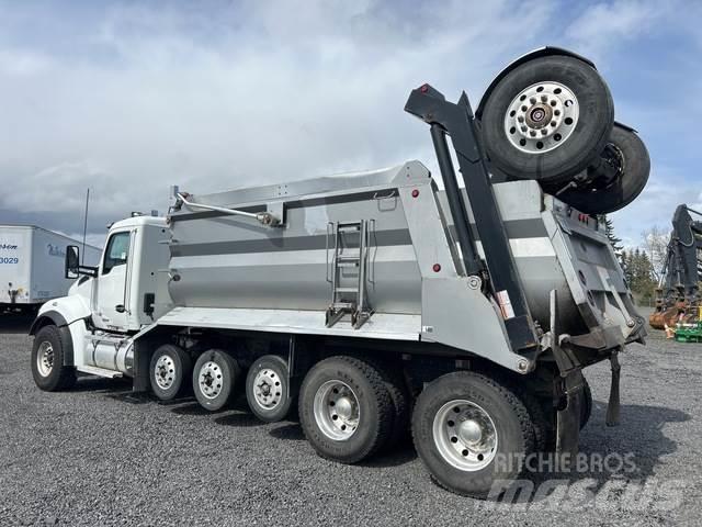 Kenworth T880 Dump Trucks