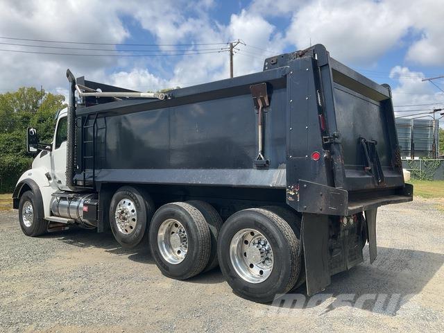 Kenworth T880 Dump Trucks