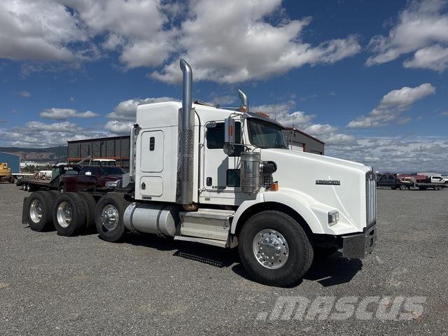Kenworth T880 Conventional Trucks / Tractor Trucks