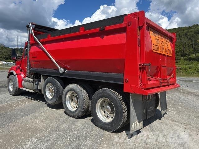 Kenworth T880 Dump Trucks