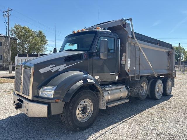 Kenworth T880 Dump Trucks