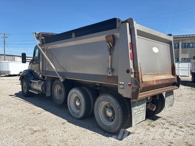 Kenworth T880 Dump Trucks