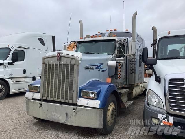 Kenworth W900 Conventional Trucks / Tractor Trucks