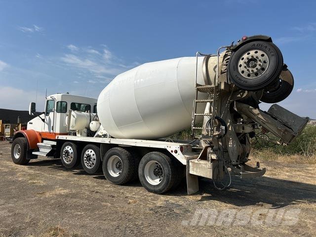 Kenworth W900B Other Trucks