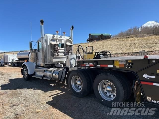 Kenworth W900L Conventional Trucks / Tractor Trucks