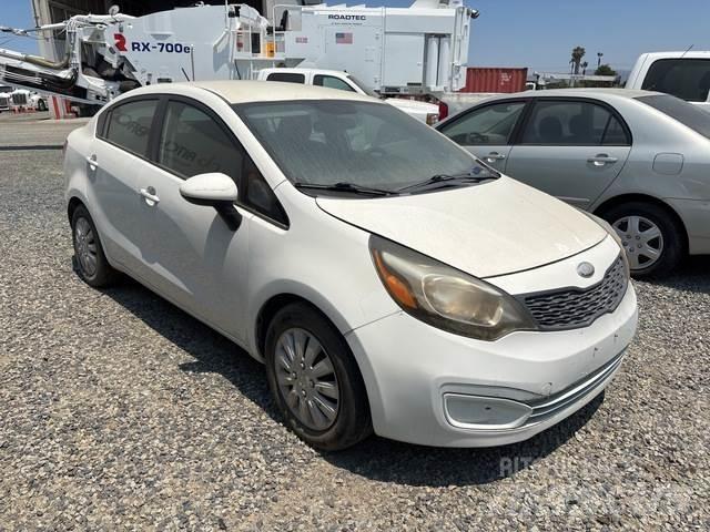 Kia Rio Automobiles / SUVS