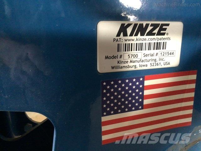 Kinze 5700 Planters