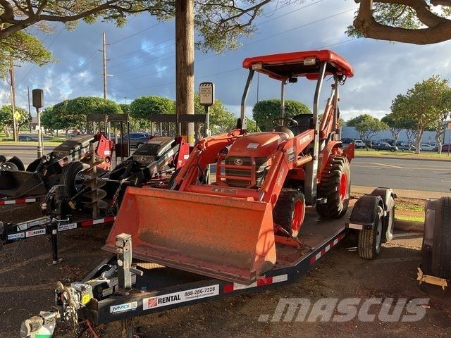 Kubota B26TLB Backhoe Loaders
