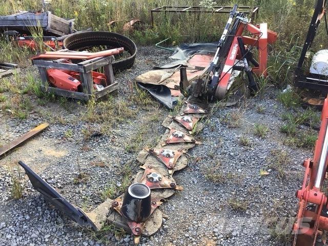 Kubota DM1024 Mowers