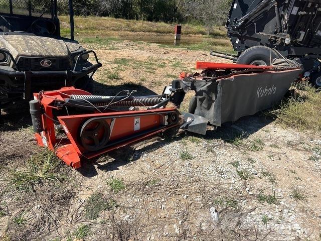 Kubota DM2032 Mowers