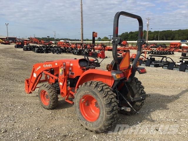 Kubota L2502DT Compact tractors