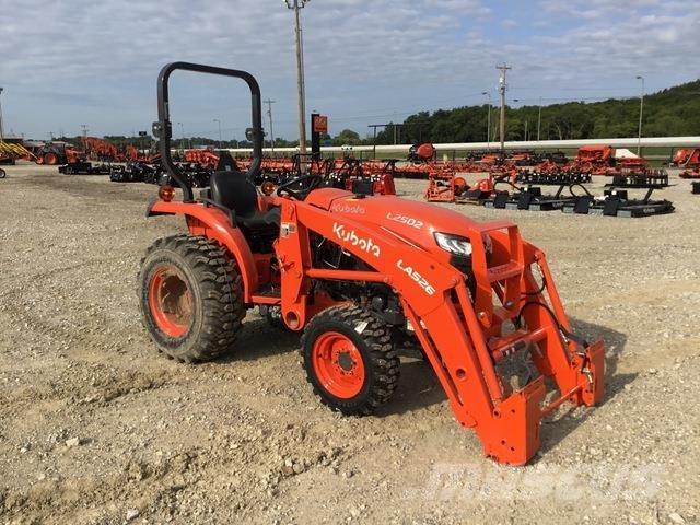 Kubota L2502DT Compact tractors
