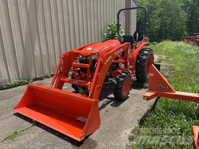 Kubota L2502DT Compact tractors
