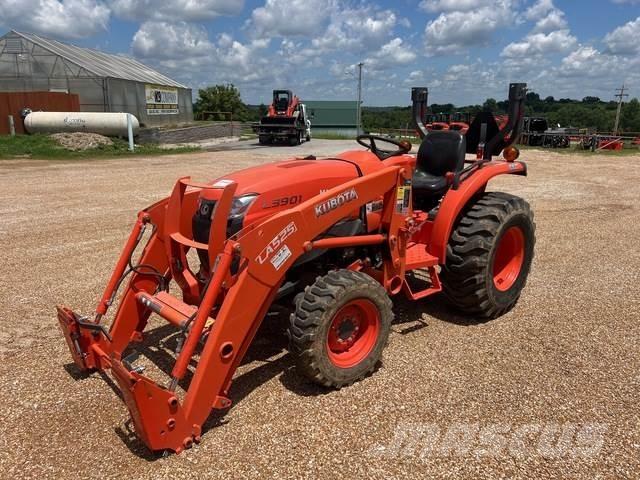 Kubota L3901D Tractors