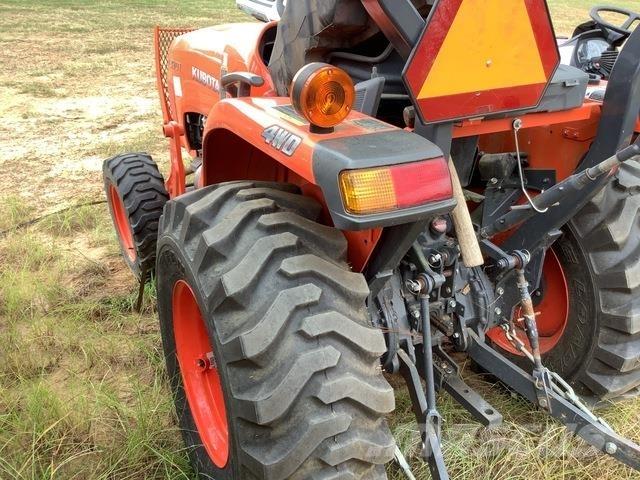 Kubota L3901DT Compact tractors