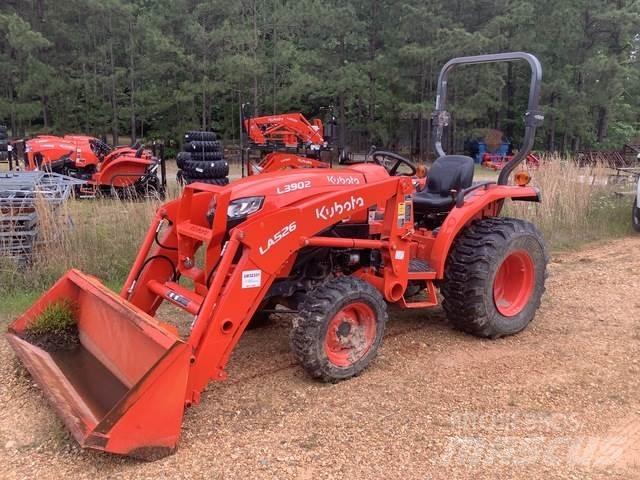 Kubota L3902DT Compact tractors