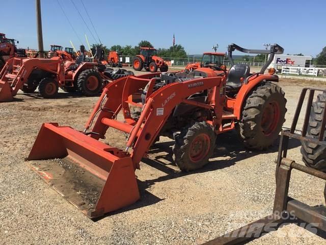 Kubota L4701DT Compact tractors