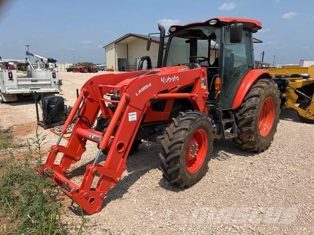 Kubota M5-111D Compact tractors