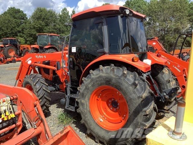 Kubota M5-111D Tractors