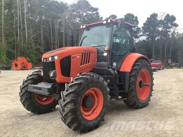 Kubota M7-152D Tractors