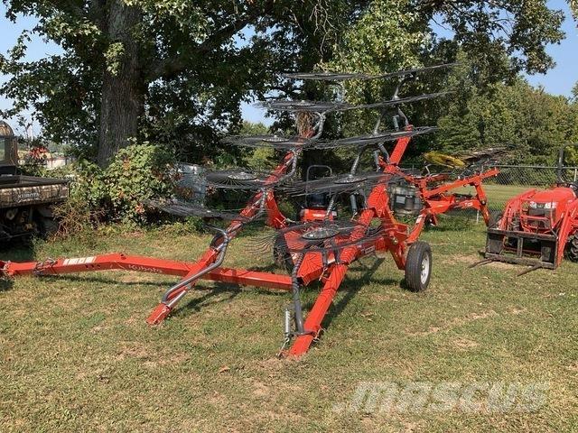 Kubota RA210CR Rakes and tedders
