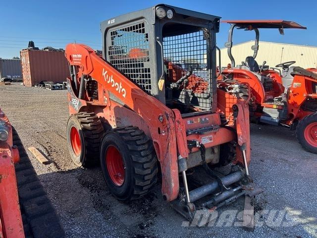 Kubota SSV75 Skid Steer Loaders