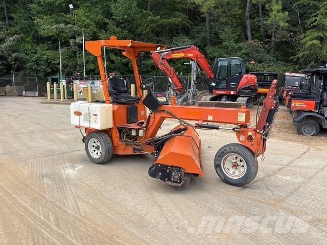 Lay-Mor SM300 Indoor sweepers