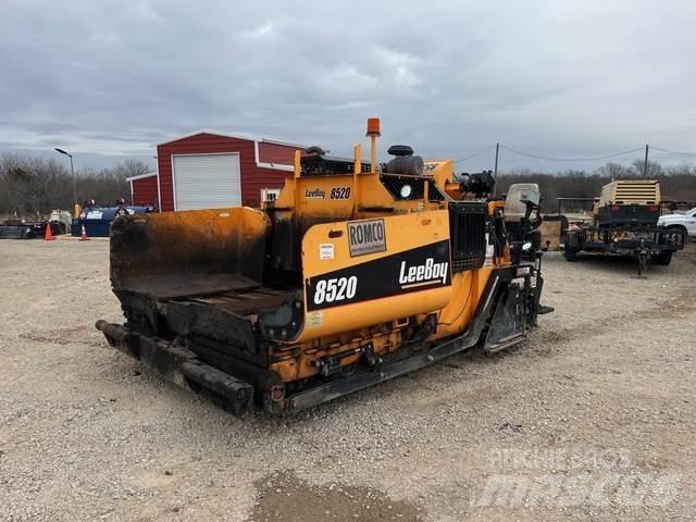 LeeBoy 8520 Asphalt pavers