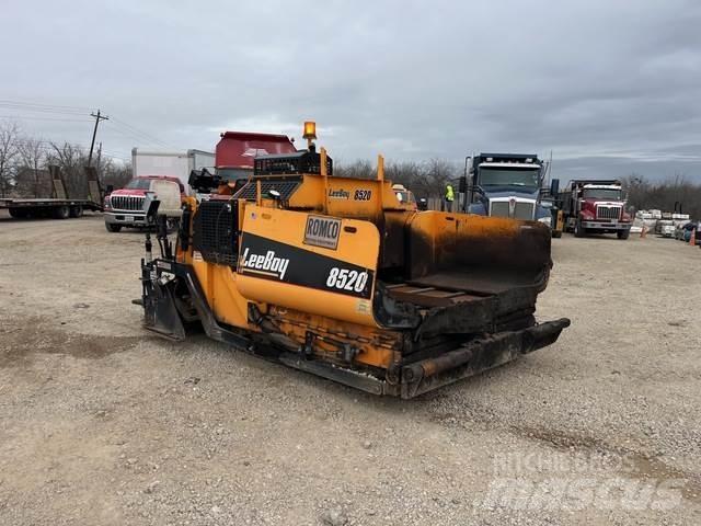LeeBoy 8520 Asphalt pavers