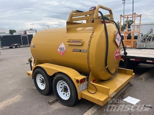 LeeBoy DOT990 Tank Trailers