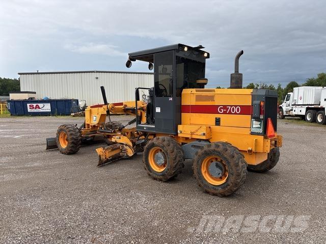 LeeBoy G700 Motor Graders