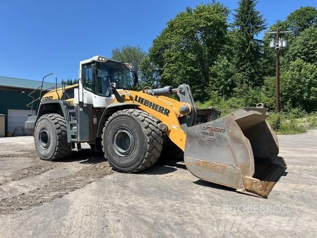 Liebherr L586 Wheel Loaders