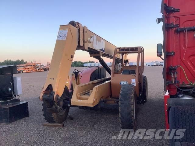 Lull 644E-42 Telescopic Handlers