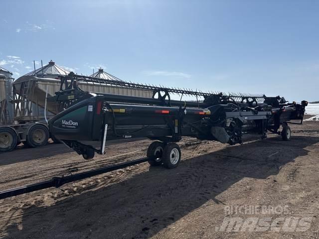 MacDon FD75 Harvester Headers