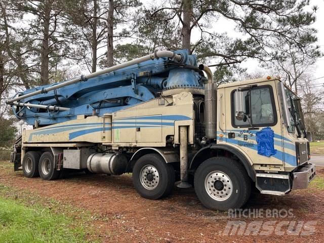 Mack 47M Concrete Pumps