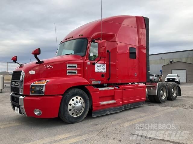 Mack AN64T Conventional Trucks / Tractor Trucks