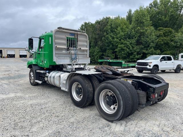 Mack Anthem Conventional Trucks / Tractor Trucks