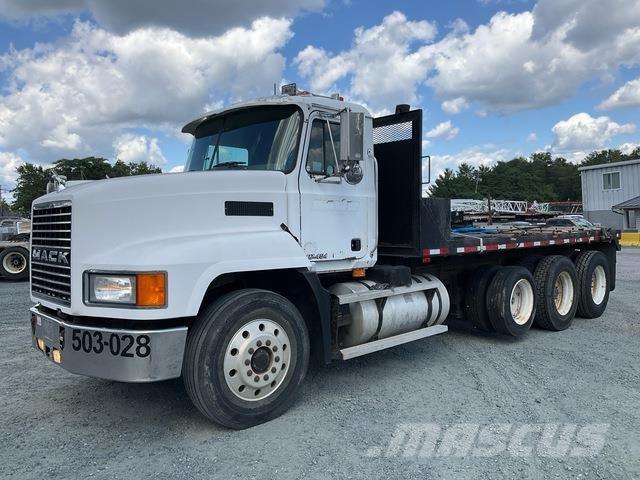 Mack CH 613 Flatbed Trucks