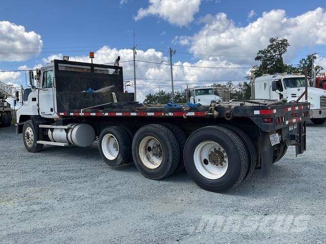 Mack CH 613 Flatbed Trucks