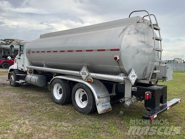 Mack CH613 Tank Trucks