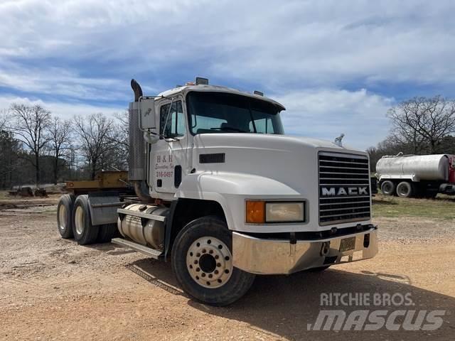 Mack CH613 Conventional Trucks / Tractor Trucks