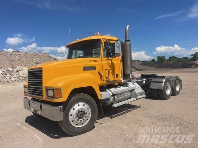 Mack CH613 Conventional Trucks / Tractor Trucks