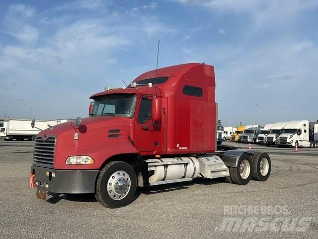 Mack CX613 Conventional Trucks / Tractor Trucks