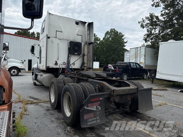 Mack CXP613 Conventional Trucks / Tractor Trucks