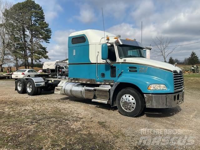Mack CXU Conventional Trucks / Tractor Trucks
