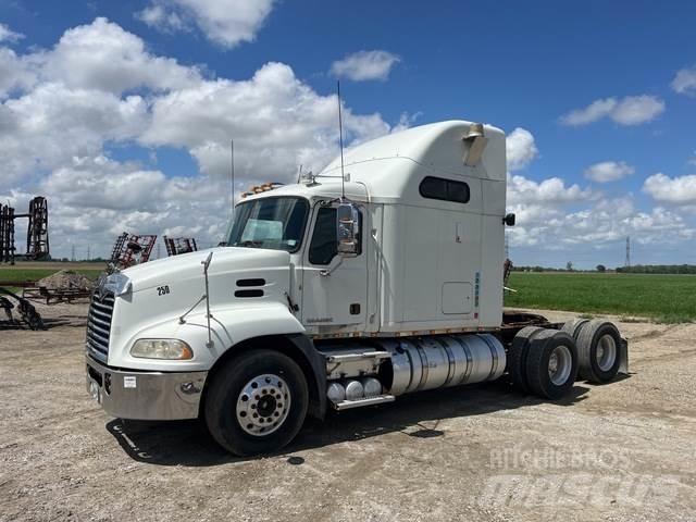 Mack CXU600 Conventional Trucks / Tractor Trucks