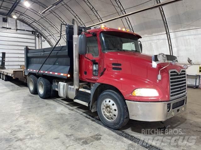 Mack CXU613 Dump Trucks