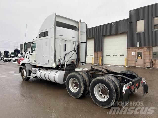 Mack CXU613 Conventional Trucks / Tractor Trucks